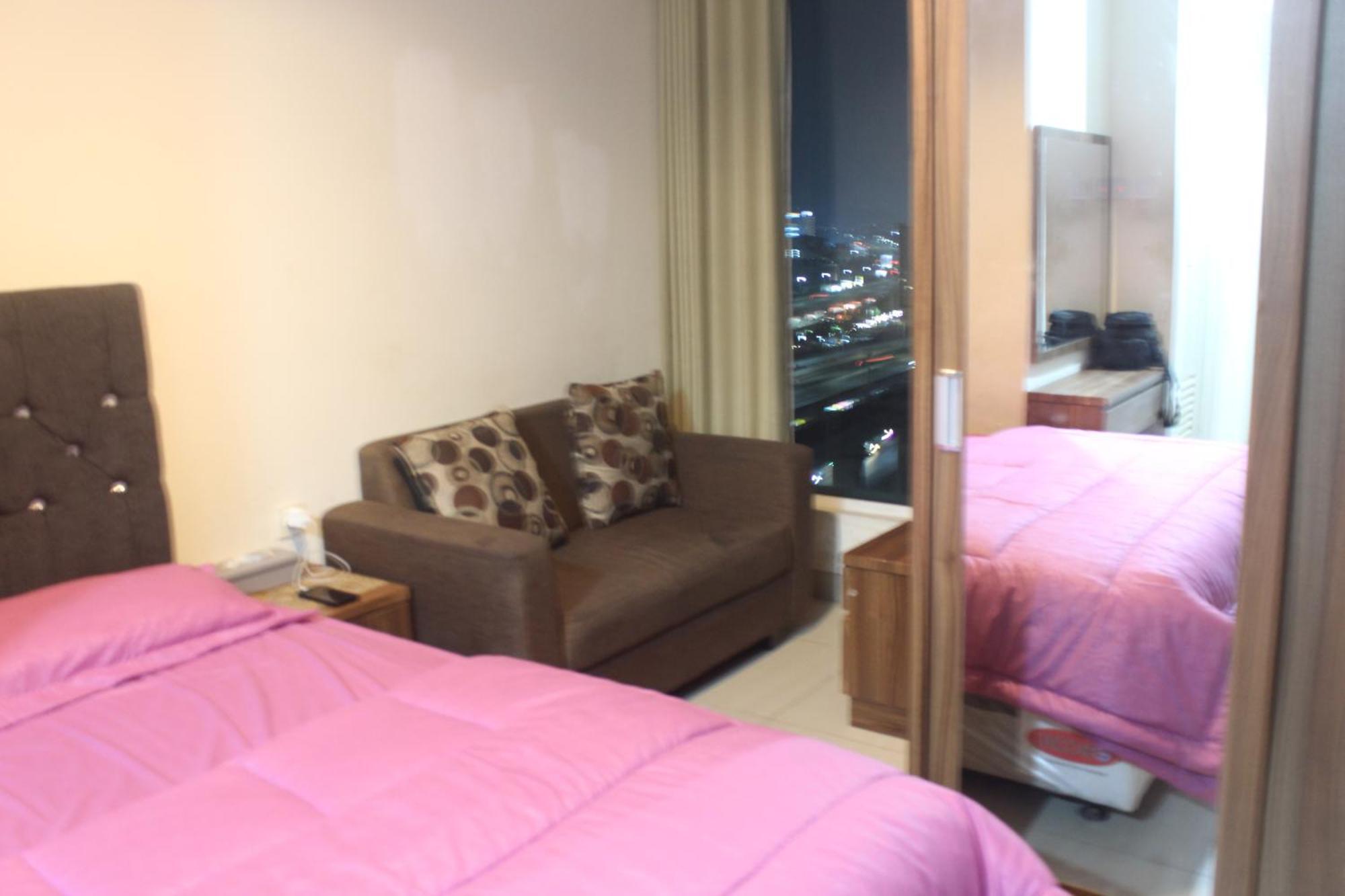 Cozy Grand Kamala Lagoon By Pelita Property Bekasi Kültér fotó